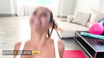 Brazzers - Alexis Fawx Slips her Titted  Booty on Display 