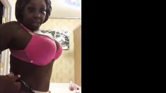 EBONY BBW WITH A BIG BUTT