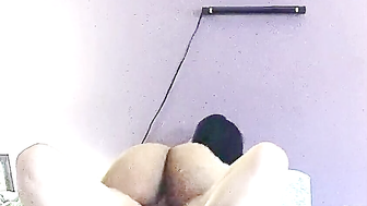 YELLOWBONE WITH A FAT ASS RIDING MY FAT WHITECOCK