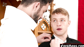 Member of the Holy Priesthood fucks twink
