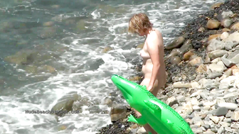 Real amateur swingers enjoying sex ob the beach