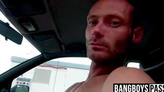Handsome stud blows his lover on the parking before raw anal
