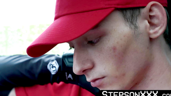 StepsonXXX.com - Hunky stepdad Lance Hart popped my ass after making him popcorn