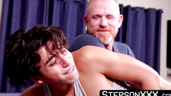 StepsonXXX.com - Gabe Bradshaw virgin hole punished by redhead Eric The Red