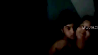 Sexy Indian Slim Girl Shows her Nude Body