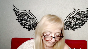 Amateur blonde mature lady with glasses IngritSno on webcam