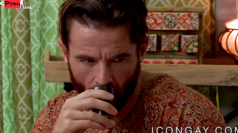 Hairy hunk Max Sargent pounding knowledgeable homosexual