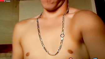 Straight inked amateur is jerking off his cock and cums