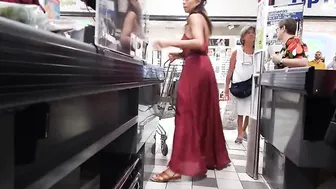 Covid porn video – Cougar NUDA sotto il vestito... Luglio 2019