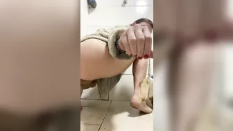 Cutie Pissing / Fart / Tampon Pull Out