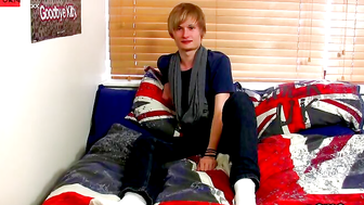 Average Dick porn video – Brent Daley Empties His Balls