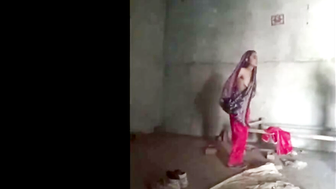 Indian girl Shows her Pussy Fucking 2