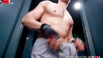 Ripped body Dalton Hyde pulled out and played his massive cock after flexing his smoo