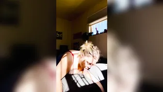 Married cougar Giving Penis Worship Head to Random Tinder Hookup