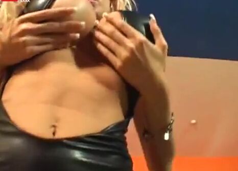 Danielle Derek 12