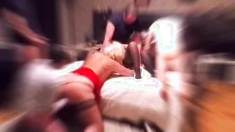GANG BANG AT HOME - ORGIA A CASA