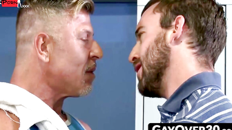 GayOver30.com - Mike Gaite cant believe how amazing Peter Fultons ass feels