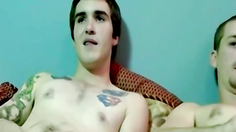 Young gay amateurs raw breed and suck hairy cock