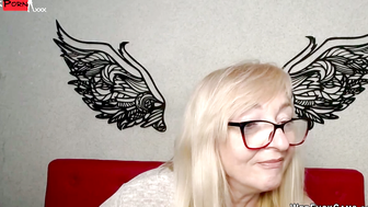 Blonde amateur MILF IngritSno with glasses on webcam