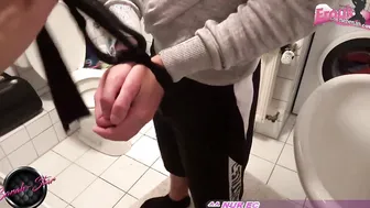 Ausländer und Bettler zum devoten Sex benutzt