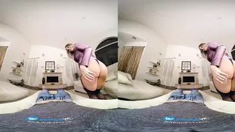Gigantic Titted cougar Kayley Gunner wants to be your Number 1 VR