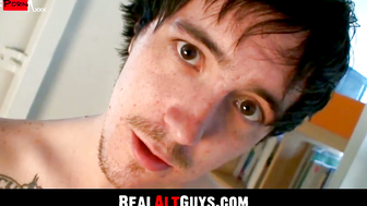 RealAltGuys.com - Lusty cock lover Johnny Draino plays with his fat dong and strokes