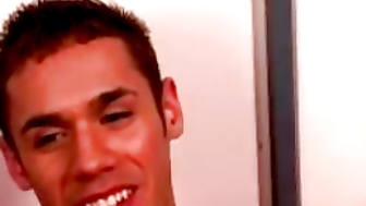 Young men giving each other amateur blowjobs in sixty nine