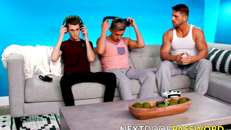 DILF Dale Savage and Stepuncle Roman Todd got their dick worshipped by twink Carter D