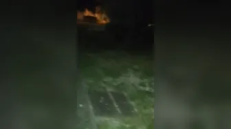 Un soir il prend le gode dans son cul en