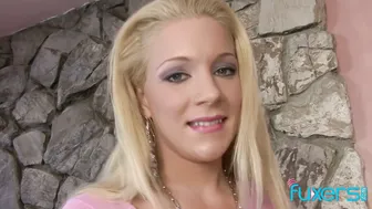 Heidi Mayne Blonde Interracial milf