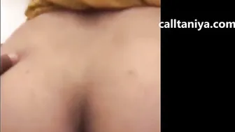 Gigantic Butt Muslim Aunty Fuck By Uncle into Delhi Hotel