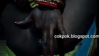 Lodha aunty Kinky Finger Bang