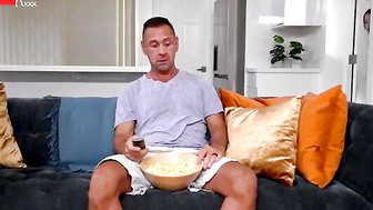 Taking Every Inch Of Stepdads Quality Time - S36:E4