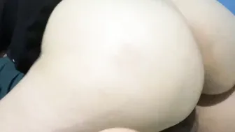 Soy una putita en la cama