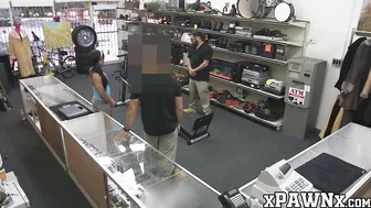 Slender Beauty fucks into pawnshop after demonstrating a workout