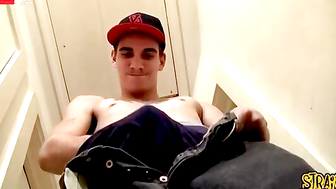 We love seeing straight thug Cherokee enjoying his cock