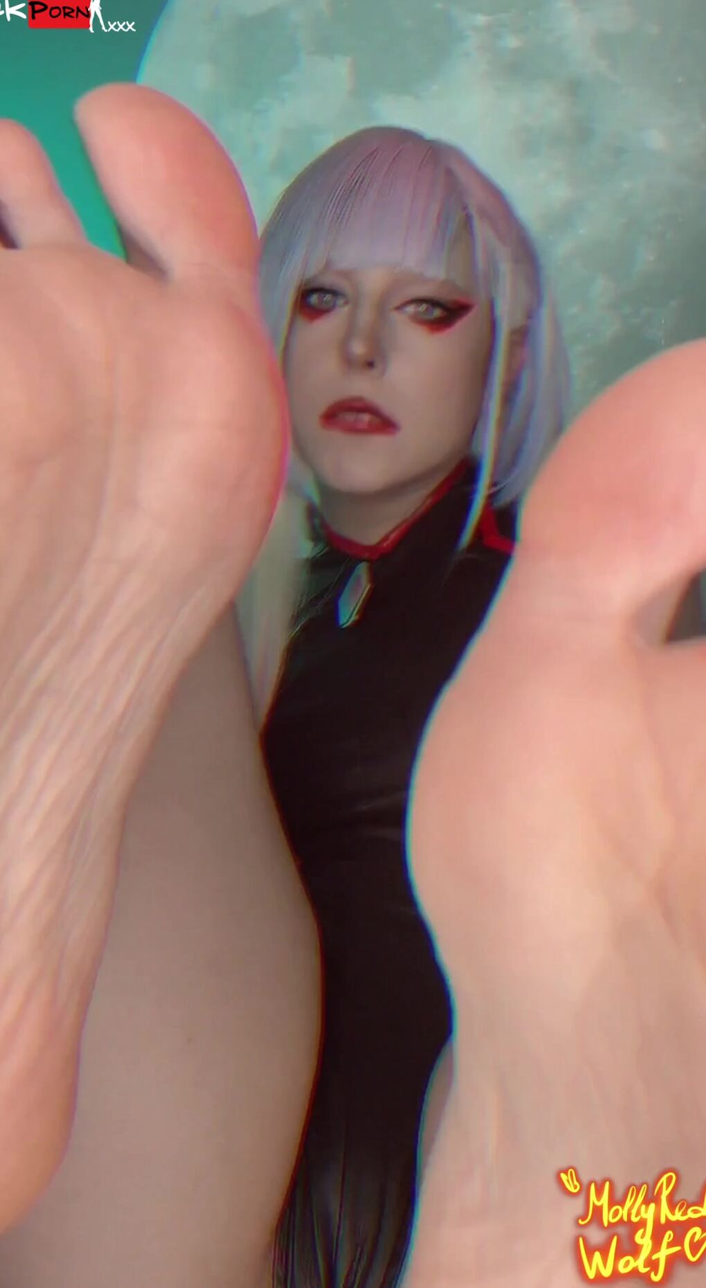 MollyRedWolf - Cyberpunk Lucy Teen Cosplay Self Foot Worship And Knotted Dildo Solo M