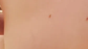 Filipina Housewife Spreads Asshole for Anal