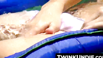 Anonymous porn video – Anonymous Kennedy Scores with Young Pisser