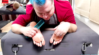 Bear Daddy Matt Wraps Sub Ryder And Tickles His Bare Feet