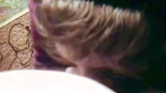 Cougar getting on her knees and give an unwanted bj