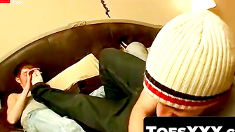 Feetgasm 4 Twinks, 1 Obsession