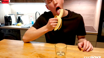 UNBELIEVABLE THROB  Unbossed Justin Skye Bursts into Cumming Hell