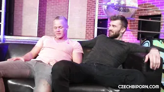 Cutie 3some with cougar waitress