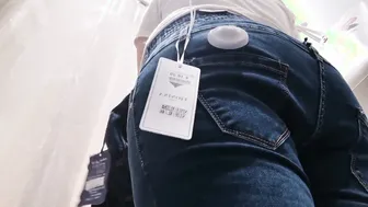 Italian Stepmother with Huge Butt inside Jeans goes Shopping and Shows you