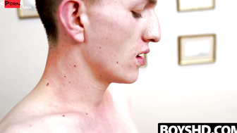 INDECENT vidéos Videos Amon Volkovs HUGE Cock Swallowed by Lustful Blonde twink Max Gen  Live XXX fucking studs