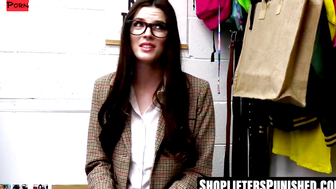 Fashionistas Fury Fiona Frosts Brutal Revenge Gets Her Beat