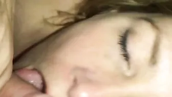 Sloppy oral sex with cum on her face an cum into