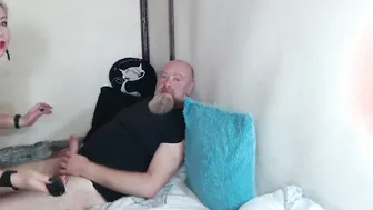 Good old bitch with gigantic titties blows penis into homemade