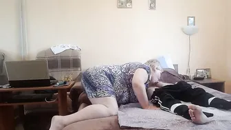 mother-inside-law makes a oral sex then sex into different posses
